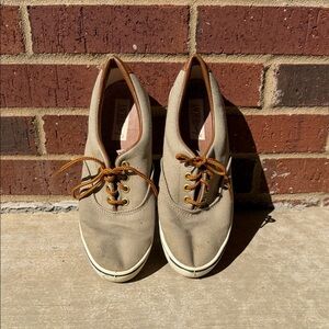 Casual Tan Canvas Sneakers